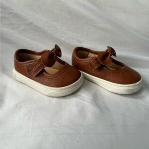 Carter’s JustOne Year Toddler Girls Classic Heritage Play Mary Jane Lily Sneaker